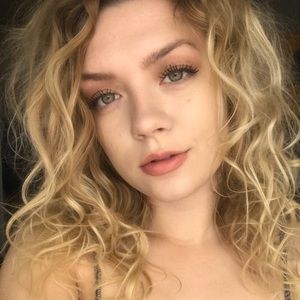 Meet your Posher, Aslynn